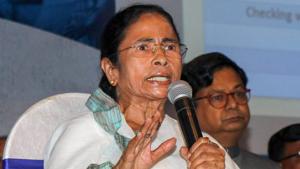 West Bengal chief minister Mamata Banerjee said the free treatment will no longer be possible considering the financial constraints of the state.(PTI Photo) West Bengal chief minister Mamata Banerjee said the free treatment will no longer be possible considering the financial constraints of the state.(PTI Photo)