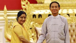 External affairs minister Sushma Swaraj meets Myanmar President Win Myint in Nay Pyi Taw, Myanmar, on Thursday.(AP) External affairs minister Sushma Swaraj meets Myanmar President Win Myint in Nay Pyi Taw, Myanmar, on Thursday.(AP)
