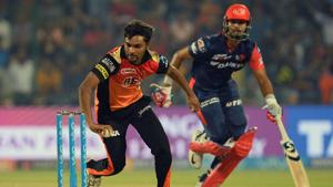 Sunrisers Hyderabad (SRH) bowler Sandeep Sharma (L) successfully stumps Delhi Daredevils skipper Shreyas Iyer (R) during the 2018 Indian Premier League (IPL 2018) match at the Feroz Shah Kotla in New Delhi on Thursday.(AFP) Sunrisers Hyderabad (SRH) bowler Sandeep Sharma (L) successfully stumps Delhi Daredevils skipper Shreyas Iyer (R) during the 2018 Indian Premier League (IPL 2018) match at the Feroz Shah Kotla in New Delhi on Thursday.(AFP)