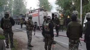 Visuals from encounter underway between terrorists and security forces in Pulwama. (Visuals deferred by unspecified time)(ANI/Twitter) Visuals from encounter underway between terrorists and security forces in Pulwama. (Visuals deferred by unspecified time)(ANI/Twitter)