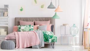 Picking a high-quality sheet is very important in summer.(Shutterstock) Picking a high-quality sheet is very important in summer.(Shutterstock)
