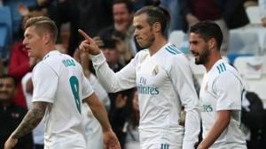 Real Madrid's Gareth Bale celebrates scoring their first goal with Toni Kroos (L) and Isco (R).(REUTERS) Real Madrid's Gareth Bale celebrates scoring their first goal with Toni Kroos (L) and Isco (R).(REUTERS)