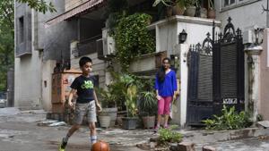 Despite being a posh residential area in south Delhi, CR Park has few parks for children(Tribbhuwan Sharma/ HT file photo) Despite being a posh residential area in south Delhi, CR Park has few parks for children(Tribbhuwan Sharma/ HT file photo)