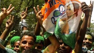 Trinamool Congress supporters celebrating in front of Bratachari Bidyashram counting centre at Joka, South Kolkata on May 17.(Samir Jana/HT Photo) Trinamool Congress supporters celebrating in front of Bratachari Bidyashram counting centre at Joka, South Kolkata on May 17.(Samir Jana/HT Photo)