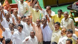 JD(S) leader HD Kumaraswamy and party MLAs show victory sign to celebrate after chief minister BS Yeddyurappa announced his resignation before the floor test, at Vidhana Soudha in Bengaluru.(PTI File Photo) JD(S) leader HD Kumaraswamy and party MLAs show victory sign to celebrate after chief minister BS Yeddyurappa announced his resignation before the floor test, at Vidhana Soudha in Bengaluru.(PTI File Photo)