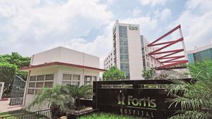 Fortis is in the midst of a heated takeover battle with five entities bidding for the company along with a upheaval at the boardroom, wherein several directors have been stepping down.(Ramesh Pathania/Mint) Fortis is in the midst of a heated takeover battle with five entities bidding for the company along with a upheaval at the boardroom, wherein several directors have been stepping down.(Ramesh Pathania/Mint)