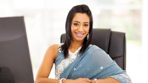 Keep your approach to accessories casual and understated.(Shutterstock) Keep your approach to accessories casual and understated.(Shutterstock)