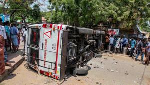An overturned bus following an agitation demanding the closure of Vedanta's Sterlite Copper unit, in Tuticorin on Tuesday.(PTI) An overturned bus following an agitation demanding the closure of Vedanta's Sterlite Copper unit, in Tuticorin on Tuesday.(PTI)