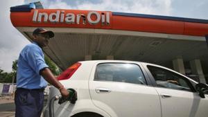 Prices are highest in Mumbai, with the fuel being sold at Rs 84.99 per litre, followed by Chennai at Rs 80.11, and Kolkata at Rs 79.83.(REUTERS File Photo) Prices are highest in Mumbai, with the fuel being sold at Rs 84.99 per litre, followed by Chennai at Rs 80.11, and Kolkata at Rs 79.83.(REUTERS File Photo)