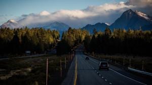 Lose yourself to the magic of the Sierra Nevada range(Visit California) Lose yourself to the magic of the Sierra Nevada range(Visit California)