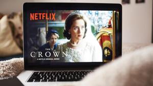 Indians are more likely to devour a TV series over three days, at a faster pace than the rest of the world.(Gabby Jones/Bloomberg) Indians are more likely to devour a TV series over three days, at a faster pace than the rest of the world.(Gabby Jones/Bloomberg)