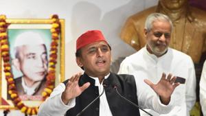 Samajwadi Party Chief Akhilesh Yadav addresses a press conference, in Lucknow.(PTI Photo) Samajwadi Party Chief Akhilesh Yadav addresses a press conference, in Lucknow.(PTI Photo)