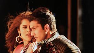 Shikha Talsania in a still from the hit song Tareefan from Veere Di Wedding. Shikha Talsania in a still from the hit song Tareefan from Veere Di Wedding.