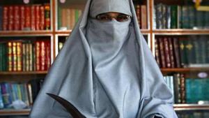 Asiya Andrabi, chief of the Dukhtaran-e-Milat (Daughters of the Muslim Faith).(HT File Photo) Asiya Andrabi, chief of the Dukhtaran-e-Milat (Daughters of the Muslim Faith).(HT File Photo)