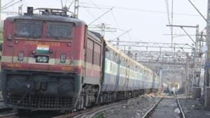 In 2017-2018 fiscal, 30 per cent trains were running late on the railway network, with the numbers failing to pick up even during the holiday season this summer.(HT File Photo) In 2017-2018 fiscal, 30 per cent trains were running late on the railway network, with the numbers failing to pick up even during the holiday season this summer.(HT File Photo)