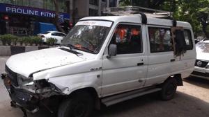 The white Qualis that the man broke into.(HT Photo) The white Qualis that the man broke into.(HT Photo)