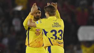 Shane Watson (R) and Harbhajan Singh both played for Chennai Super Kings during the 2018 Indian Premier League (IPL).(AFP) Shane Watson (R) and Harbhajan Singh both played for Chennai Super Kings during the 2018 Indian Premier League (IPL).(AFP)