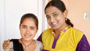 Pintu Devi (left) with Dr Kriti Bharti.(HT Photo) Pintu Devi (left) with Dr Kriti Bharti.(HT Photo)