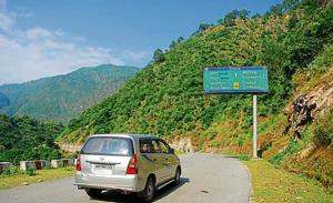 Chardham, comprising the four Himalyan shrines of Badrinath, Kedarnath, Gangotri and Yamnotri, attracts lakhs of pilgrims from across the country annually.(HT File Photo) Chardham, comprising the four Himalyan shrines of Badrinath, Kedarnath, Gangotri and Yamnotri, attracts lakhs of pilgrims from across the country annually.(HT File Photo)