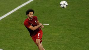 Mohamed Salah, who has been sidelined by a shoulder injury sustained in the Champions League final, gave the promising update in a farewell event hosted by Egypt president Abdel Fattah el-Sisi.(REUTERS) Mohamed Salah, who has been sidelined by a shoulder injury sustained in the Champions League final, gave the promising update in a farewell event hosted by Egypt president Abdel Fattah el-Sisi.(REUTERS)