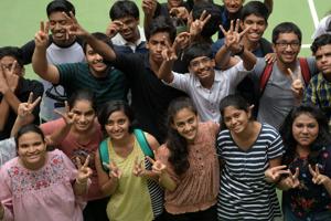 Students celebrate their success after SSC were declared on Friday.(Bachchan Kumar/HT) Students celebrate their success after SSC were declared on Friday.(Bachchan Kumar/HT)