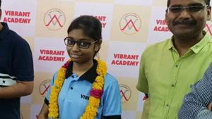 All-India Rank 6 in the JEE Advanced 2018 exam Meenal Parakh said making notes of classroom study, regular revision and hard work were keys to her success.(HT Photo) All-India Rank 6 in the JEE Advanced 2018 exam Meenal Parakh said making notes of classroom study, regular revision and hard work were keys to her success.(HT Photo)
