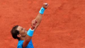 Spain's Rafael Nadal celebrates after winning the French Open final against Austria's Dominic Thiem.(REUTERS) Spain's Rafael Nadal celebrates after winning the French Open final against Austria's Dominic Thiem.(REUTERS)