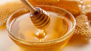 Here’s why honey is good.(Shutterstock)