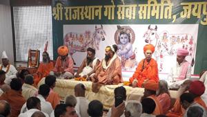Rajasthan Gau Sewa Samiti members meet over their demands, in Jaipur on Tuesday.(HT Photo) Rajasthan Gau Sewa Samiti members meet over their demands, in Jaipur on Tuesday.(HT Photo)