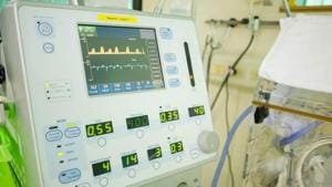 A ventilator aids movement of air into and out of the lungs to provide breathing to a critically ill patient.(Getty images/Istockphoto) A ventilator aids movement of air into and out of the lungs to provide breathing to a critically ill patient.(Getty images/Istockphoto)