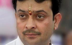 Self-styled spiritual leader Bhaiyyu Maharaj died after shooting himself in the head in Indore on Tuesday.(PTI File Photo) Self-styled spiritual leader Bhaiyyu Maharaj died after shooting himself in the head in Indore on Tuesday.(PTI File Photo)
