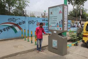 The Thane Municipal Corporation’s techbins at Singhania School.(HT Photo) The Thane Municipal Corporation’s techbins at Singhania School.(HT Photo)