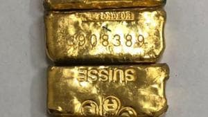 Bricks of gold worth Rs 26 lakh seized at Amrisar airport on Thursday.(HT Photo) Bricks of gold worth Rs 26 lakh seized at Amrisar airport on Thursday.(HT Photo)