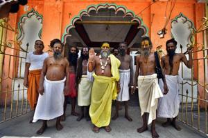 ‘If someone who calls himself a saint enters politics for personal gain, he is a danger to everyone, including himself,’ says Laxman Das Maharaj, who heads an ashram in Indore.(Raj K Raj / HT Photo) ‘If someone who calls himself a saint enters politics for personal gain, he is a danger to everyone, including himself,’ says Laxman Das Maharaj, who heads an ashram in Indore.(Raj K Raj / HT Photo)