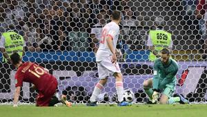 David de Gea failed to stop Cristiano Ronaldo’s second goal as Portugal secured a 3-3 draw against Spain, with the Portuguese skipper scoring a hat-trick.(AFP) David de Gea failed to stop Cristiano Ronaldo’s second goal as Portugal secured a 3-3 draw against Spain, with the Portuguese skipper scoring a hat-trick.(AFP)