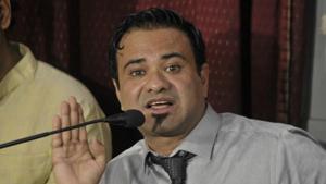 Dr Kafeel’s (pictured) brother Kashif Jameel, 34, an engineer by profession, was shot at in Gorakhnath area on June 10.(Deepak Gupta/HT Photo) Dr Kafeel’s (pictured) brother Kashif Jameel, 34, an engineer by profession, was shot at in Gorakhnath area on June 10.(Deepak Gupta/HT Photo)