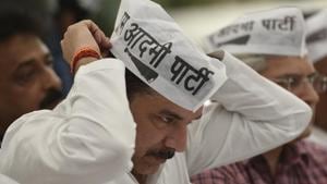 AAP leader Sanjay Singh during a protest march from Delhi chief minister Arvind Kejriwal’s residence to the office of the Lieutenant Governor Anil Baijal in New Delhi.(Sanchit Khanna/HT File Photo) AAP leader Sanjay Singh during a protest march from Delhi chief minister Arvind Kejriwal’s residence to the office of the Lieutenant Governor Anil Baijal in New Delhi.(Sanchit Khanna/HT File Photo)