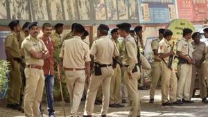 Vastrapur police said Sunil Chauhan has been admitted in a hospital with multiple wounds, including one on the head and an FIR against Umesh Chauhan has been registered for attempt to murder.(PTI FILE PHOTO) Vastrapur police said Sunil Chauhan has been admitted in a hospital with multiple wounds, including one on the head and an FIR against Umesh Chauhan has been registered for attempt to murder.(PTI FILE PHOTO)