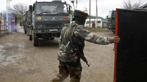 Police said following intelligence inputs about a group of militants hiding in Pulwama’s Tral area, security forces launched a cordon and search operation.(HT/Photo for representation) Police said following intelligence inputs about a group of militants hiding in Pulwama’s Tral area, security forces launched a cordon and search operation.(HT/Photo for representation)