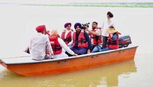 Punjab tourism minister Navjot Singh Sidhu during his visit to Harike in Tarn Taran district on Monday.(HT Photo) Punjab tourism minister Navjot Singh Sidhu during his visit to Harike in Tarn Taran district on Monday.(HT Photo)