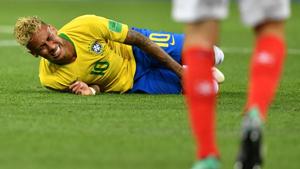 Neymar’s injury is a big worry for Brazil ahead of their FIFA World Cup 2018 match against Costa Rica.(AFP) Neymar’s injury is a big worry for Brazil ahead of their FIFA World Cup 2018 match against Costa Rica.(AFP)