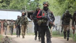 Army soldiers near the site of an encounter in Shopian, Jammu and Kashmir.(HT File Photo) Army soldiers near the site of an encounter in Shopian, Jammu and Kashmir.(HT File Photo)