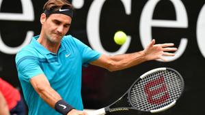 Roger Federer dropped just eight points on his serve against Aljaz Bedene at the Halle Open.(AFP) Roger Federer dropped just eight points on his serve against Aljaz Bedene at the Halle Open.(AFP)