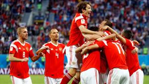 Russia defeated Egypt to virtually book their spot in the FIFA World Cup 2018 knock-out stages on Tuesday.(REUTERS) Russia defeated Egypt to virtually book their spot in the FIFA World Cup 2018 knock-out stages on Tuesday.(REUTERS)