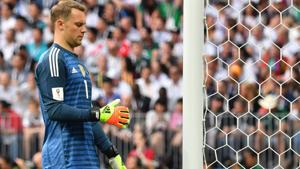 Germany goalkeeper Manuel Neuer faced homophobic chants from Mexico fans during their FIFA World Cup 2018 encounter.(AFP) Germany goalkeeper Manuel Neuer faced homophobic chants from Mexico fans during their FIFA World Cup 2018 encounter.(AFP)
