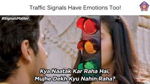 Traffic signals know Janhvi Kapoor’s dilemma in this scene.(Twitter)