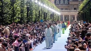 Models present creations by designer Virgil Abloh as part of his Spring/Summer 2019 collection for Louis Vuitton.(REUTERS) Models present creations by designer Virgil Abloh as part of his Spring/Summer 2019 collection for Louis Vuitton.(REUTERS)