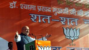 BJP president Amit Shah addresses a public rally at Prade Chowk, in Jammu, on June 23.(Nitin Kanotra / HT Photo) BJP president Amit Shah addresses a public rally at Prade Chowk, in Jammu, on June 23.(Nitin Kanotra / HT Photo)