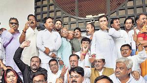 Madhya Pradesh Congress MLAs stage a protest at the state assembly in Bhopal.(PTI file photo) Madhya Pradesh Congress MLAs stage a protest at the state assembly in Bhopal.(PTI file photo)
