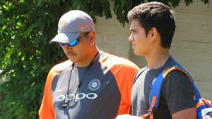 Indian cricket team coach Ravi Shastri with Arjun Tendulkar, son of batting legend Sachin Tendulkar.(BCCI/Twitter) Indian cricket team coach Ravi Shastri with Arjun Tendulkar, son of batting legend Sachin Tendulkar.(BCCI/Twitter)
